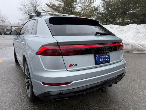 Used 2024 Audi Q8 Premium Plus w/ Premium Plus Package image 2