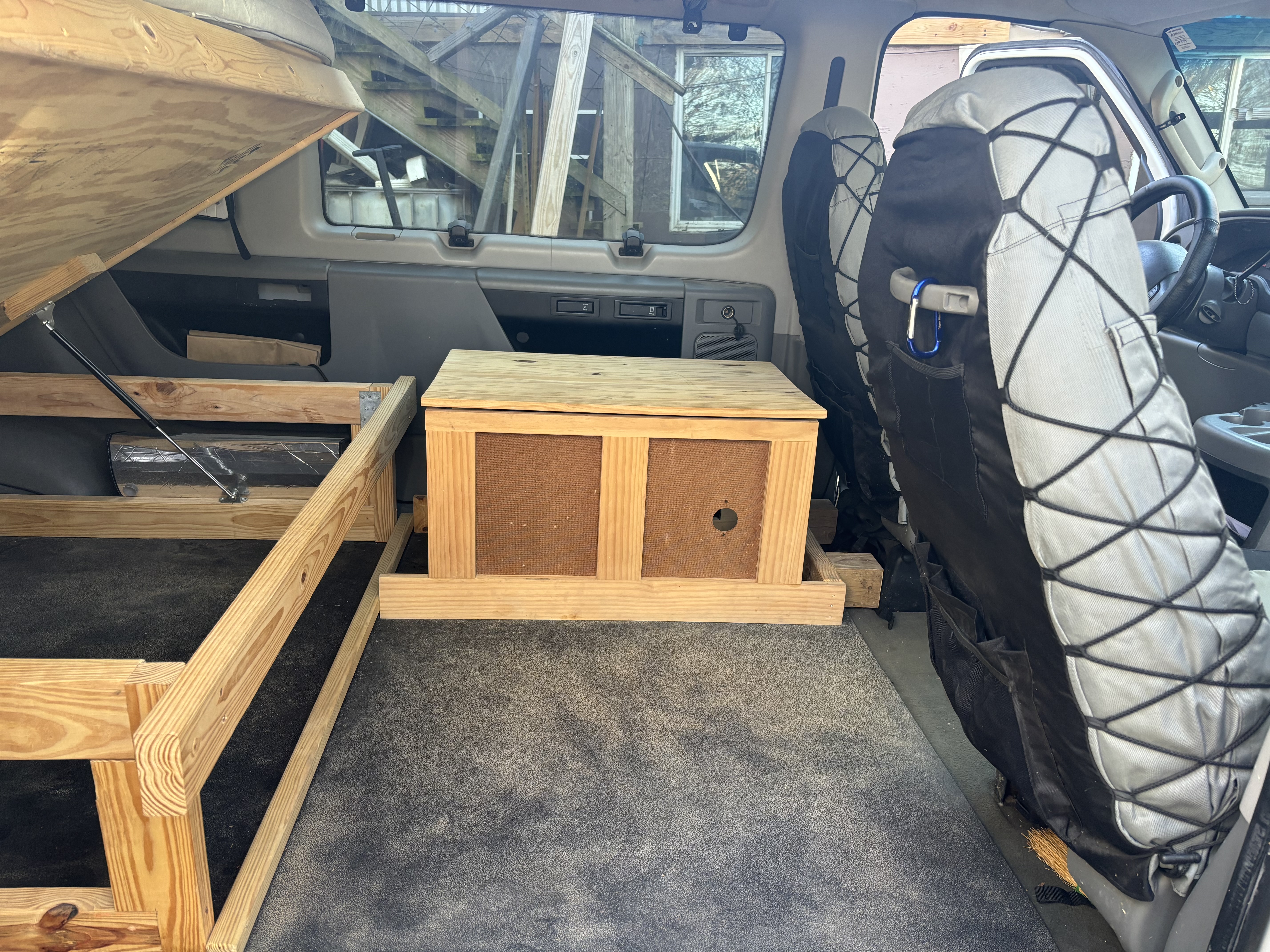 Used 2003 Ford E-350 and Econoline 350 XLT RWD image 17