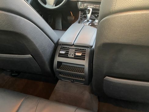 Used 2011 BMW 528i Sedan image 21