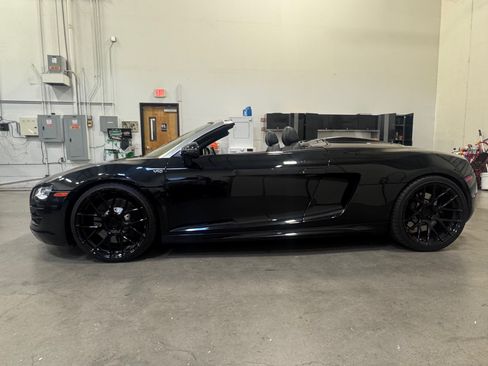 Used 2012 Audi R8 V10 AWD/4WD image 5