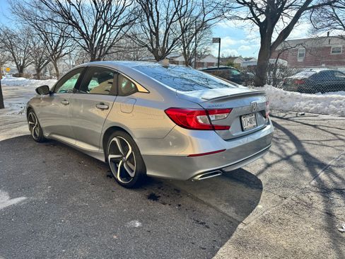 Used 2019 Honda Accord Sport image 8