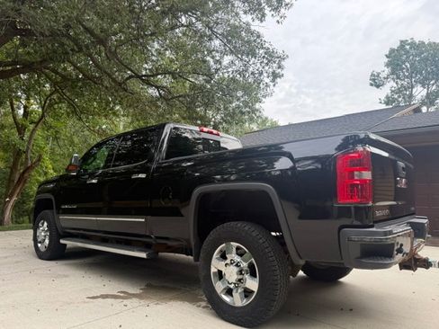 Used 2015 GMC Sierra 3500 Denali w/ Duramax Plus Package AWD/4WD image 12