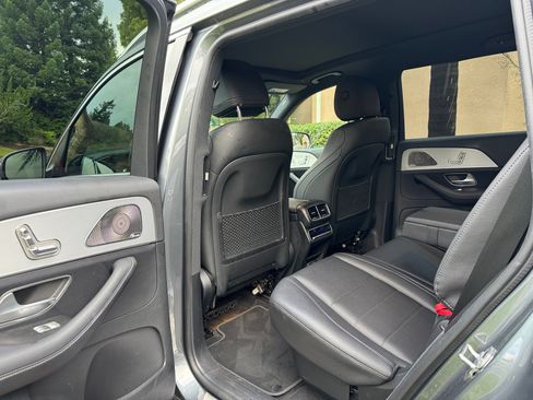 Used 2024 Mercedes-Benz GLS 450 450 4MATIC Sport Utility 4D image 4