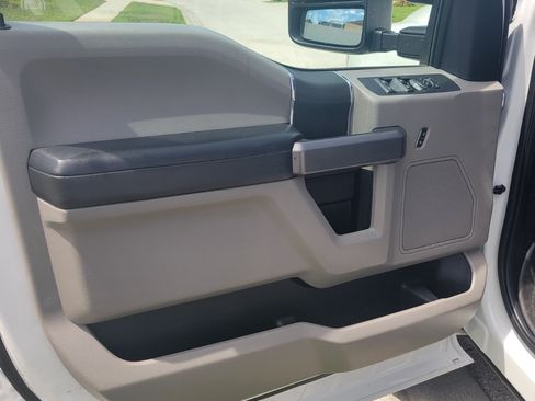 Used 2019 Ford F250 XLT AWD/4WD image 13