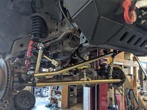 Used 2015 Jeep Wrangler Sport image 18