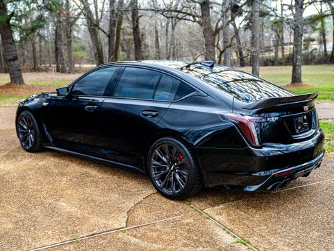 Used 2024 Cadillac CT5 V Blackwing w/ Driver Assist Package image 11