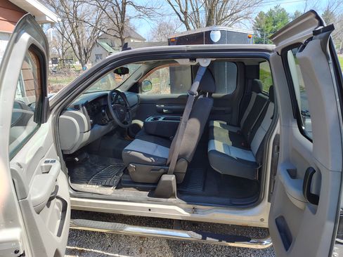 Used 2008 Chevrolet Silverado 1500 W/T w/ LS Package image 11