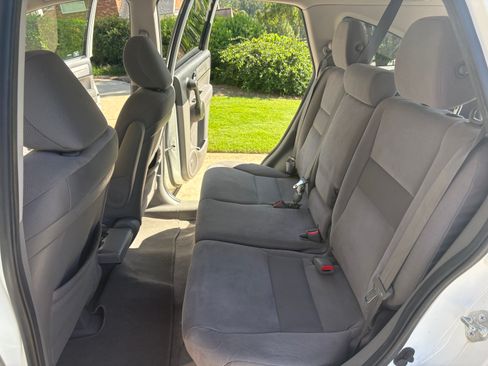 Used 2010 Honda CR-V EX image 16