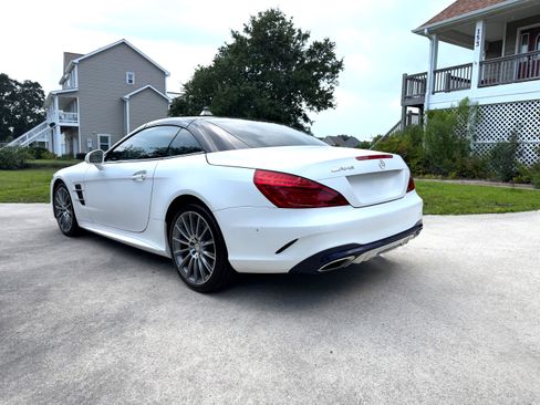 Used 2017 Mercedes-Benz SL 450 image 8