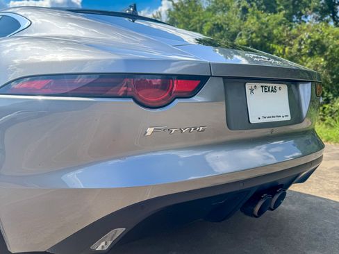 Used 2020 Jaguar F-TYPE Coupe image 4