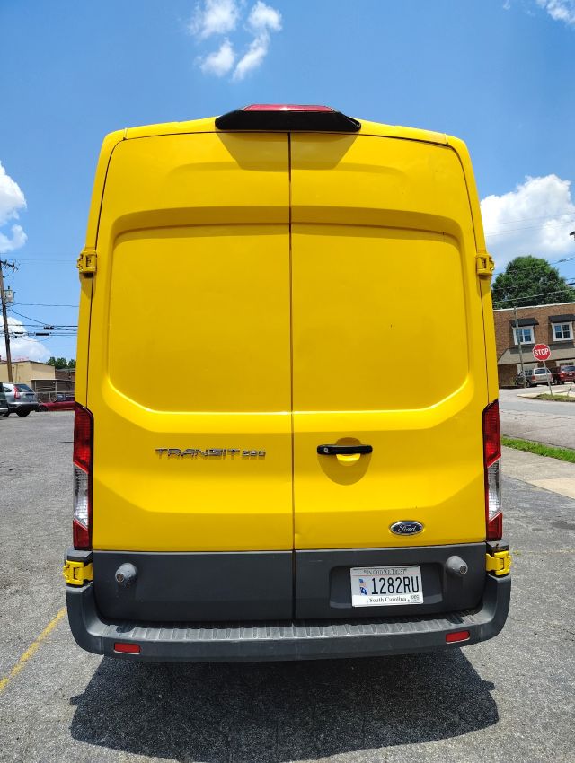 Used 2018 Ford Transit 250 148 High Roof RWD image 4