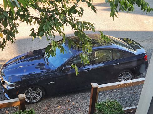 Used 2014 BMW 550i xDrive Sedan image 12