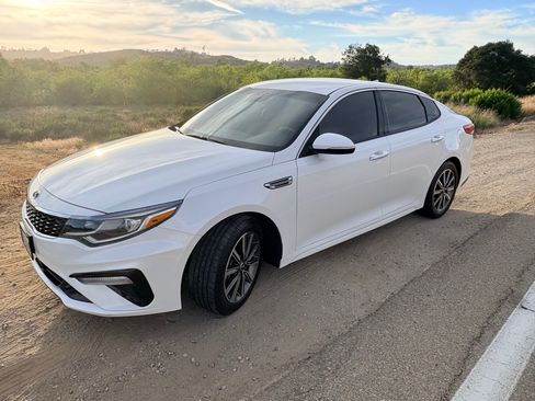 Used 2019 Kia Optima EX FWD image 17