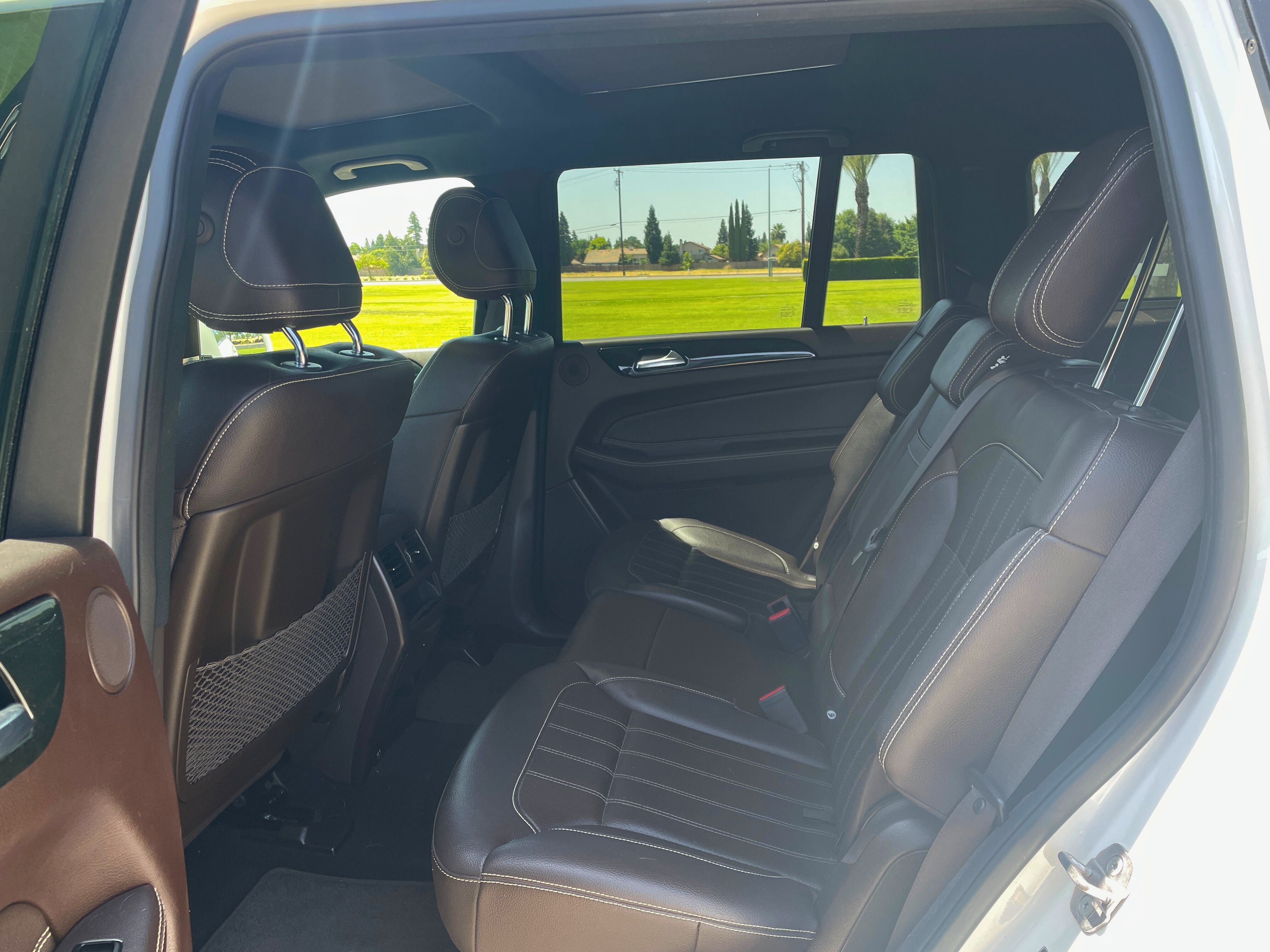 Used 2018 Mercedes-Benz GLS 450 4MATIC image 9