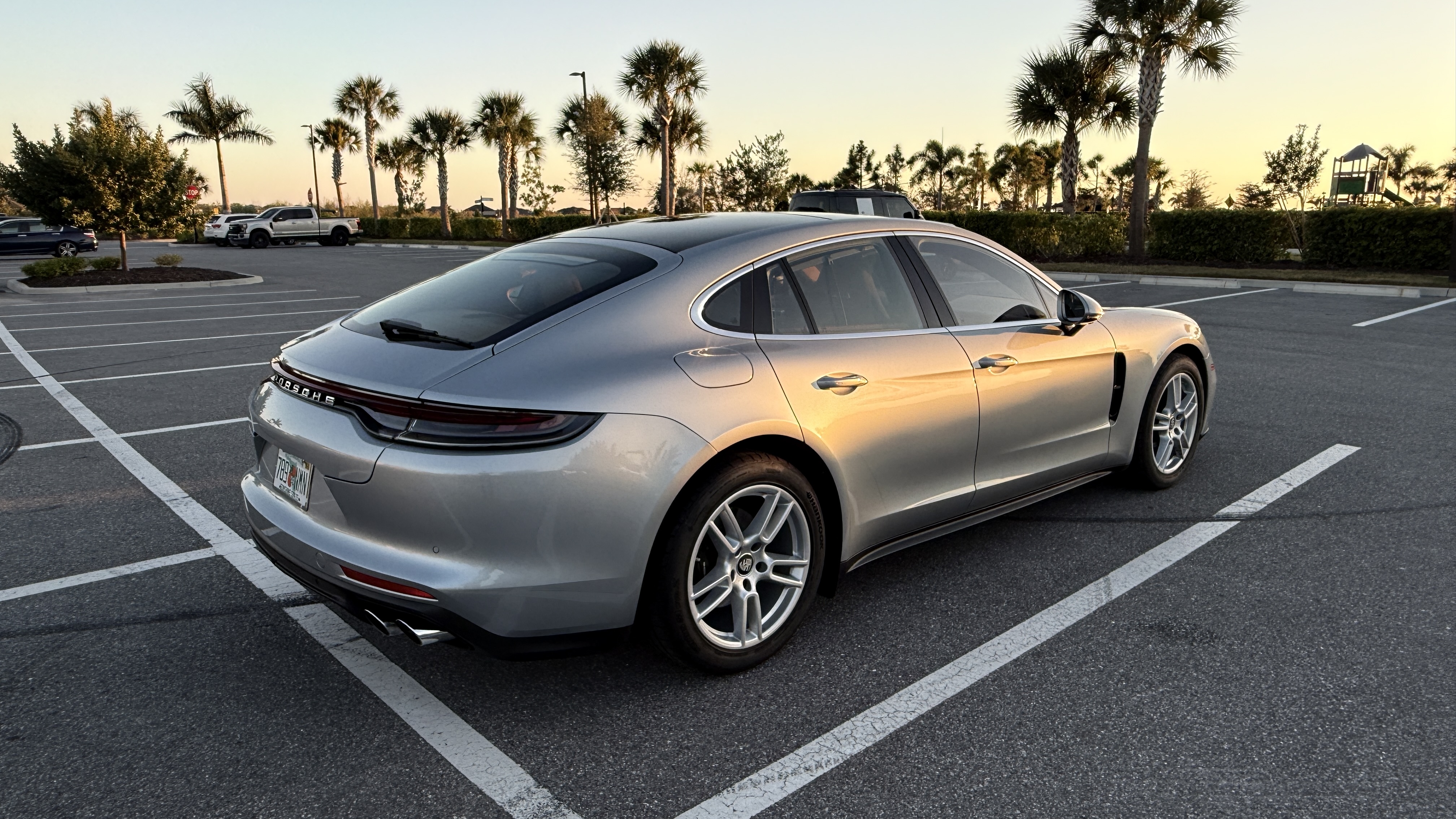 Used 2021 Porsche Panamera 4 AWD/4WD image 9