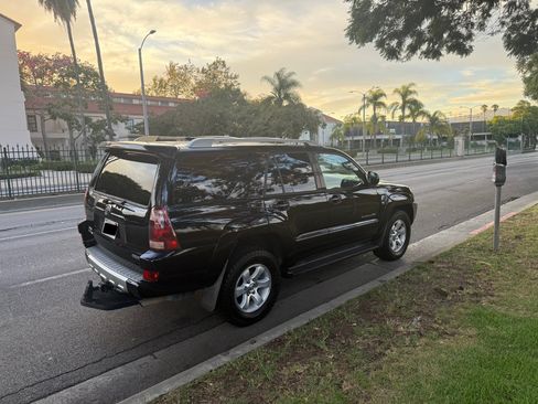 Used 2004 Toyota 4Runner Sport image 6
