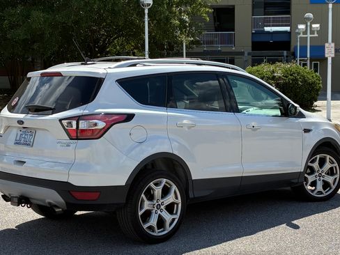 Used 2018 Ford Escape Titanium w/ Ford Safe & Smart Package AWD/4WD image 5