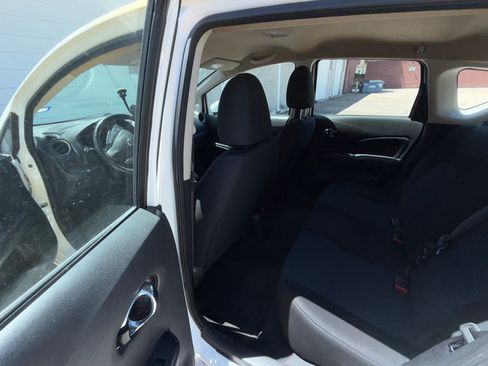 Used 2017 Nissan Versa Note SV FWD image 5