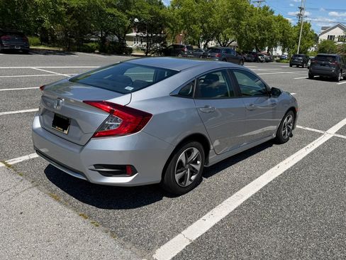 Used 2019 Honda Civic LX image 2
