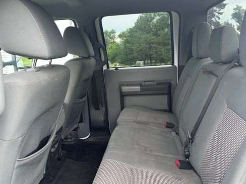 Used 2011 Ford F250 XLT w/ XLT Interior Pkg AWD/4WD image 11