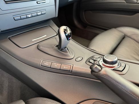 Used 2011 BMW M3 Coupe image 17