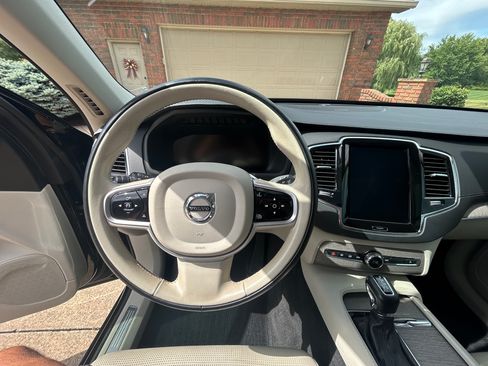 Used 2022 Volvo XC90 T6 Inscription w/ Climate Package AWD/4WD image 23