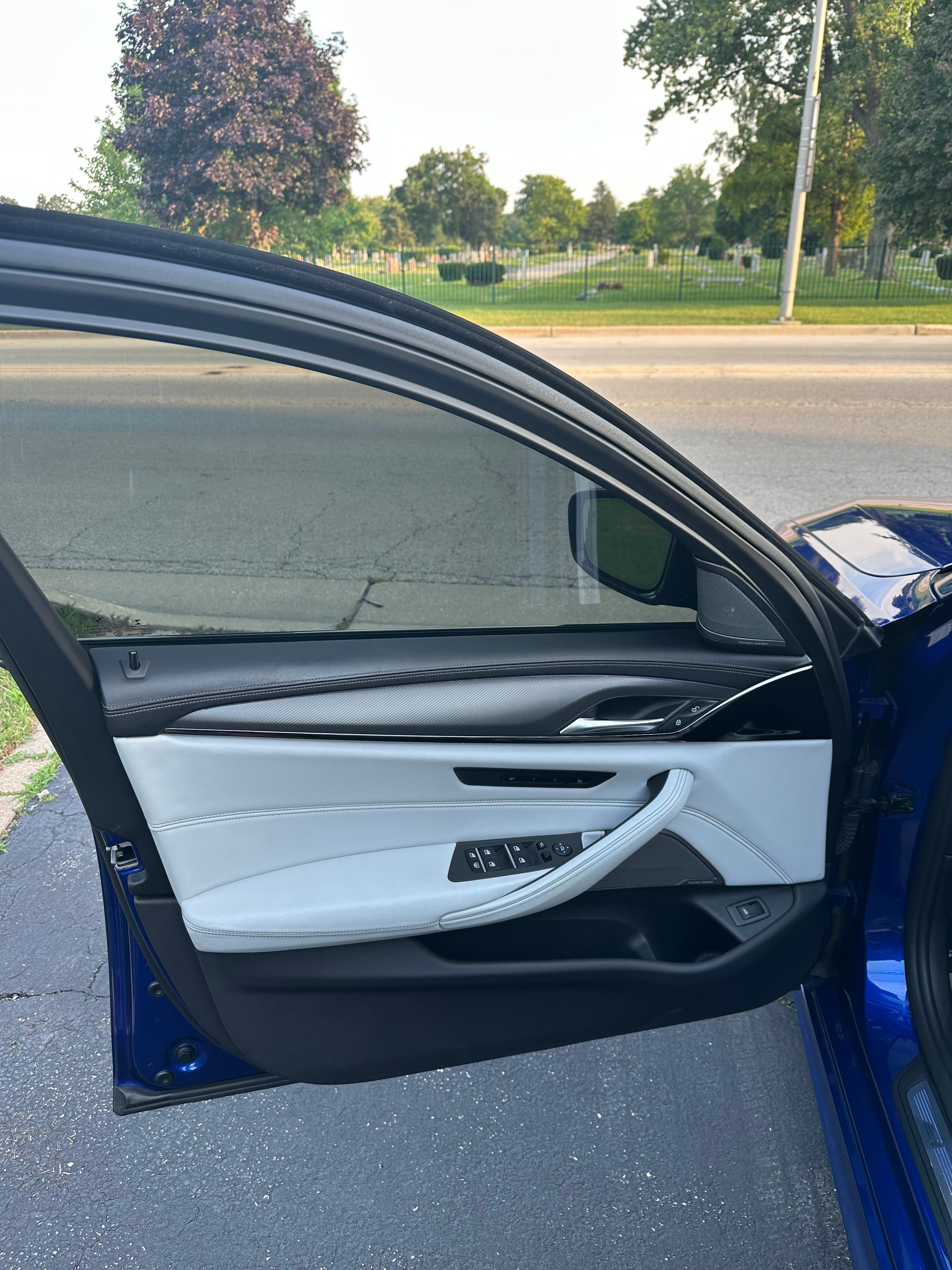 Used 2018 BMW M5 AWD/4WD image 29