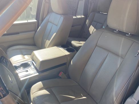 Used 2014 Ford Expedition Limited w/ Equipment Group 301A AWD/4WD image 12