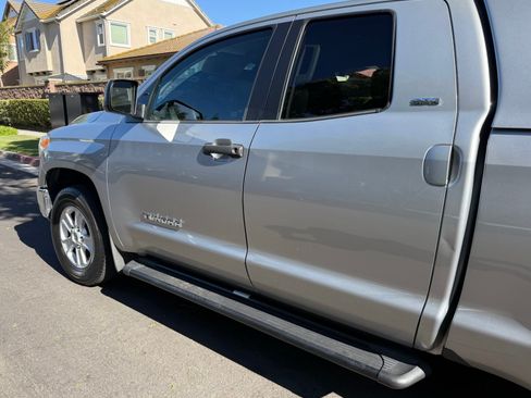 Used 2016 Toyota Tundra SR5 w/ SR5 Upgrade Package RWD image 6