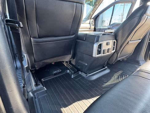 Used 2020 Ford F250 Lariat image 14