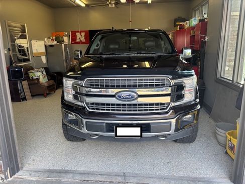 Used 2018 Ford F150 Lariat w/ Equipment Group 502A Luxury image 13