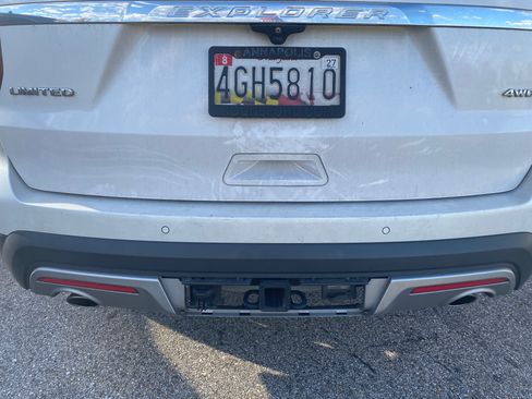 Used 2017 Ford Explorer Limited image 6