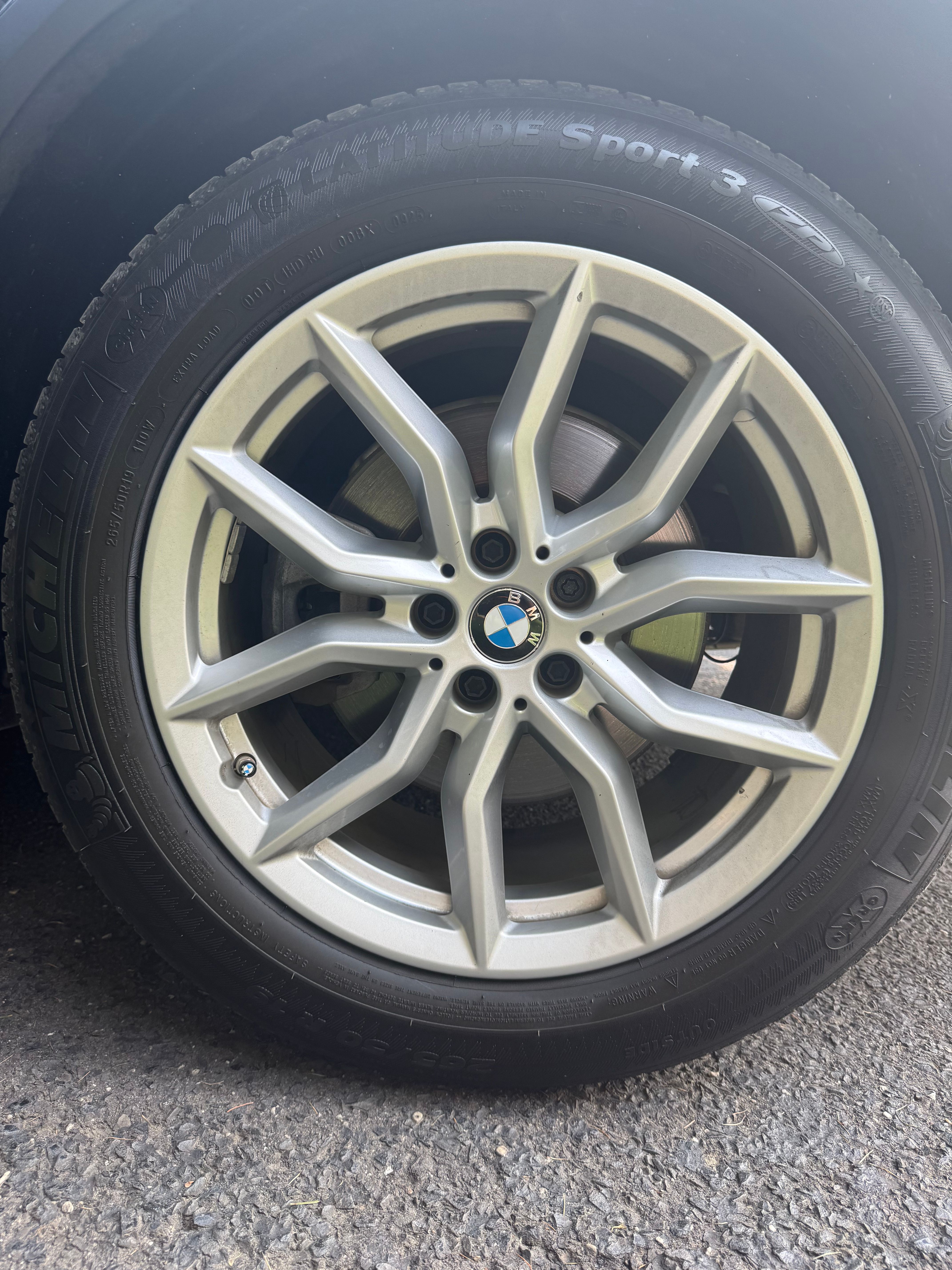 Used 2019 BMW X5 xDrive40i AWD/4WD image 17