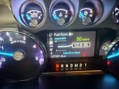 Used 2014 Ford F250 Lariat w/ Lariat Interior Package AWD/4WD image 16
