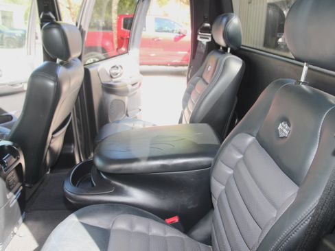 Used 2010 Ford F150 Harley-Davidson image 25