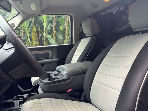 Used 2016 RAM 3500 Tradesman w/ Power & Remote Entry Group image 13