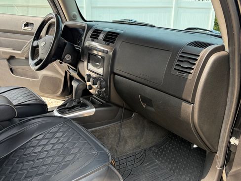 Used 2008 HUMMER H3 Alpha AWD/4WD image 9