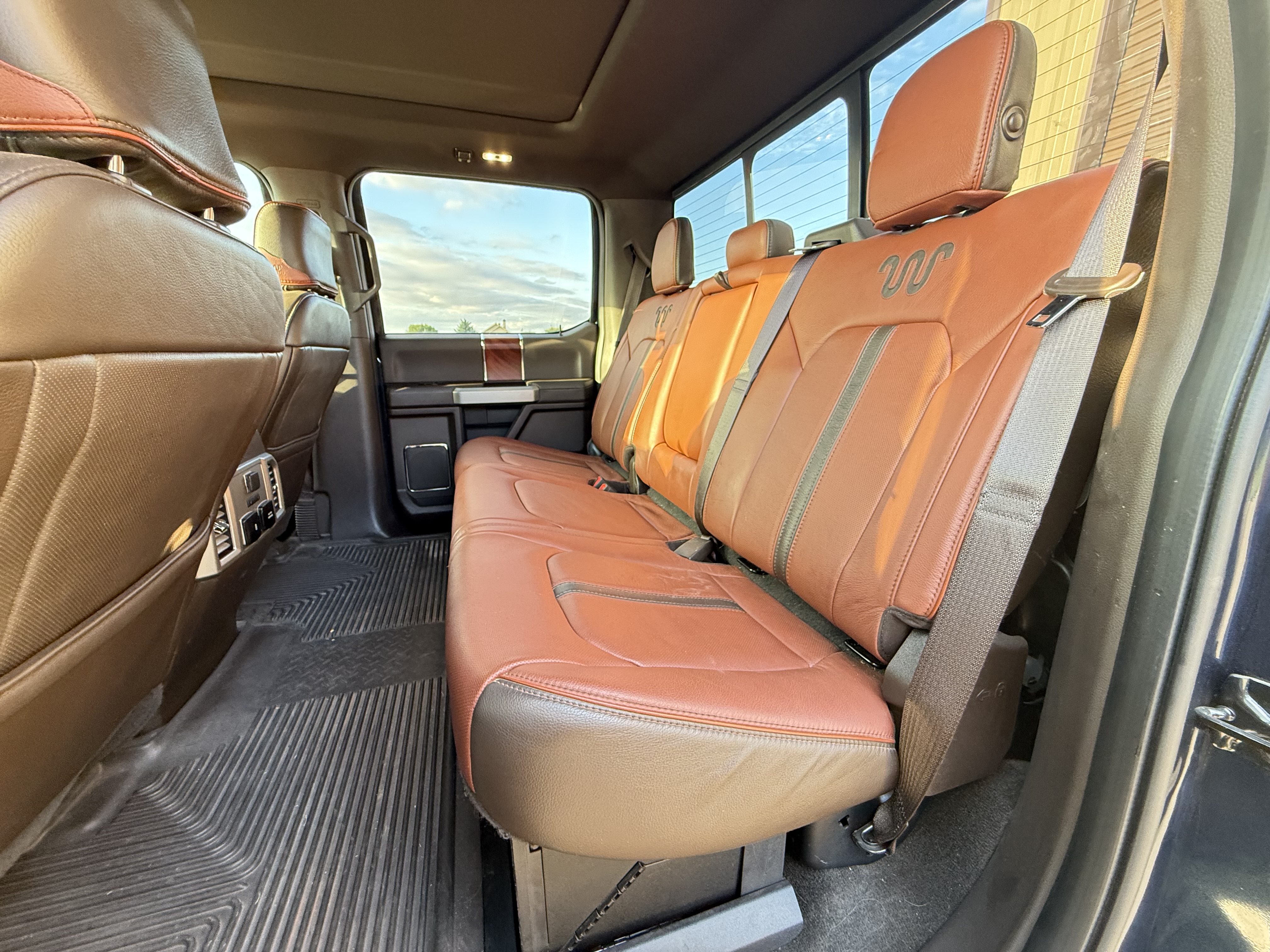 Used 2018 Ford F250 King Ranch w/ King Ranch Ultimate Package AWD/4WD image 10