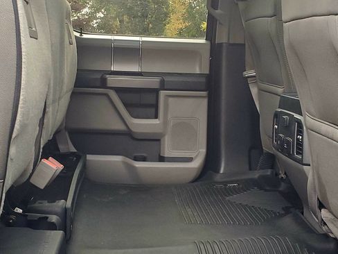 Used 2018 Ford F150 XLT w/ Equipment Group 302A Luxury image 14