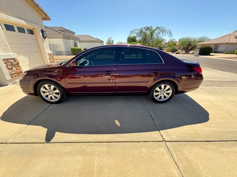 Used 2007 Toyota Avalon XLS FWD image 1