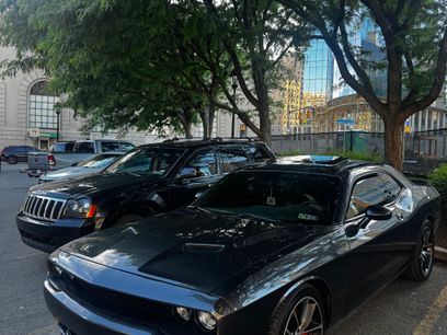 Used 2018 Dodge Challenger R/T Scat Pack w/ Leather Interior Group