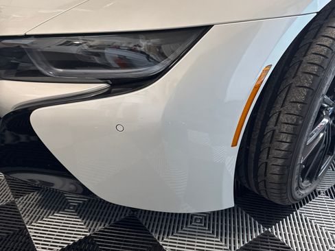 Used 2019 BMW i8 Roadster image 12
