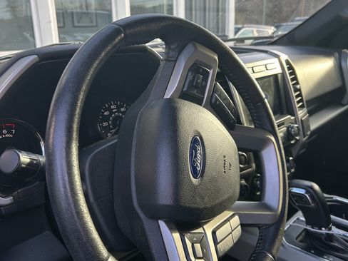 Used 2020 Ford F150 Lariat image 5
