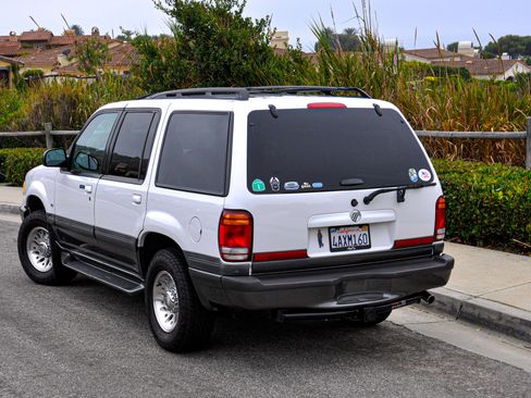 Used 1998 Mercury Mountaineer 2WD V8 image 4