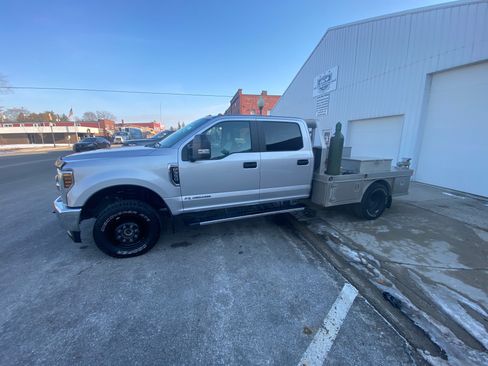 Used 2019 Ford F350 XL w/ STX Appearance Package image 2
