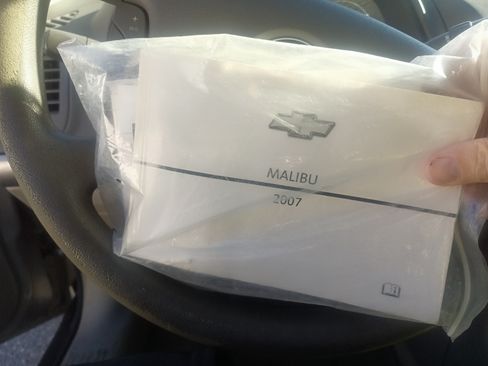 Used 2007 Chevrolet Malibu LS image 16