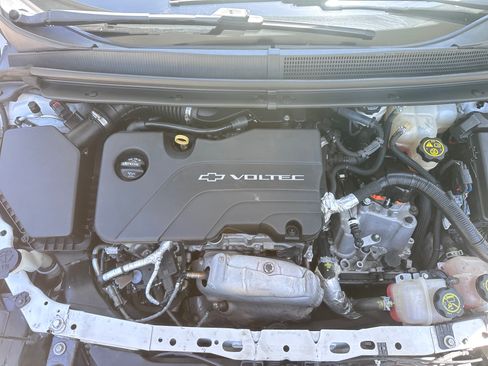 Used 2017 Chevrolet Volt LT FWD image 11