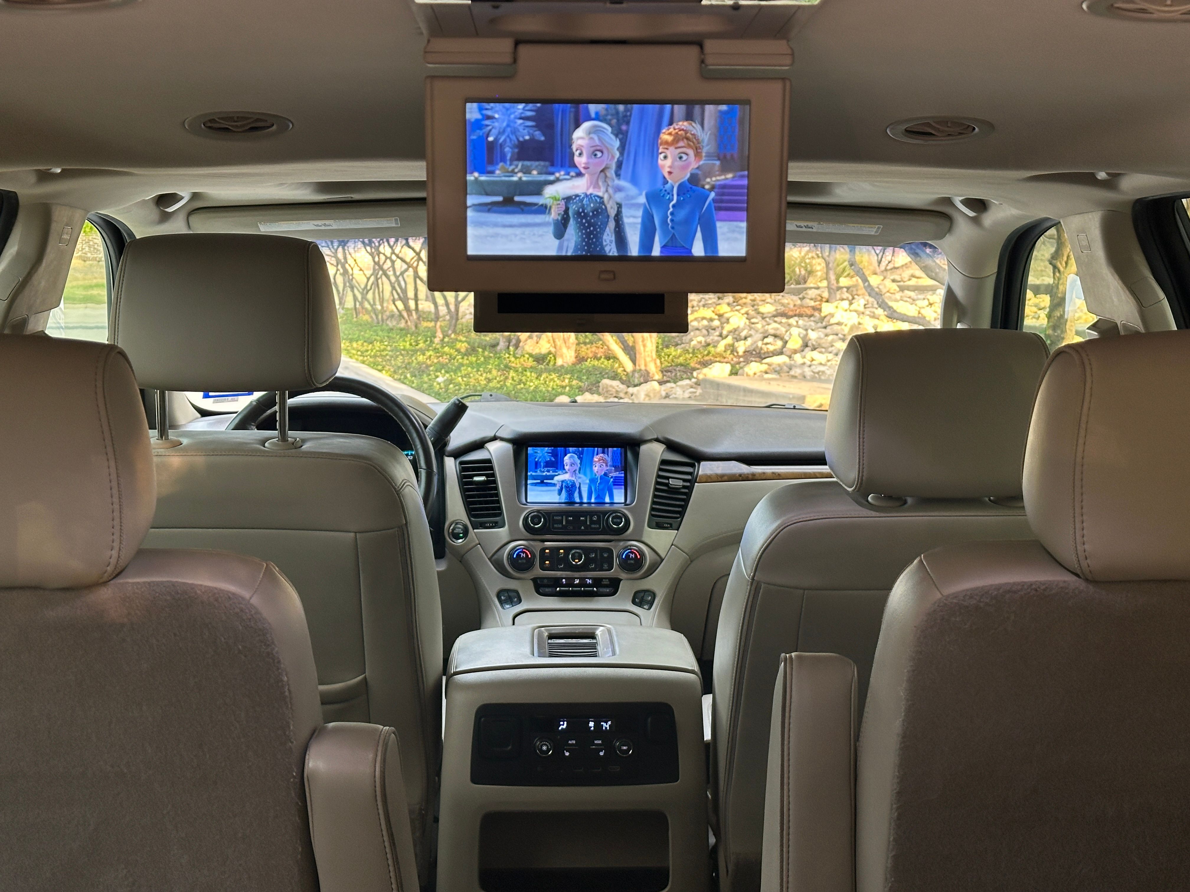 Used 2017 GMC Yukon XL Denali w/ Open Road Package AWD/4WD image 21