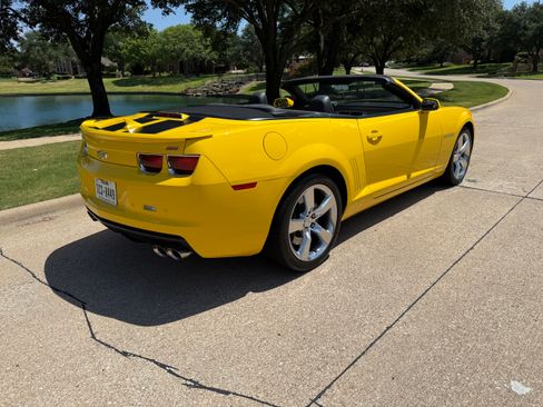 Used 2013 Chevrolet Camaro SS w/ RS Package RWD image 18