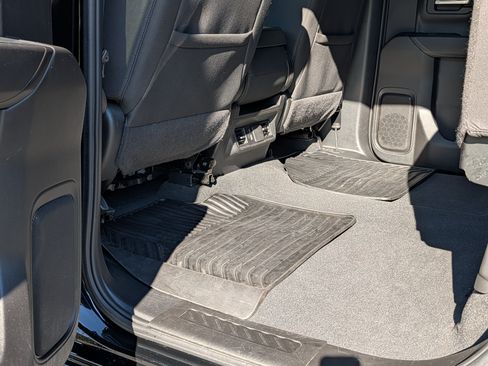 Used 2024 Chevrolet Silverado 1500 Custom image 21